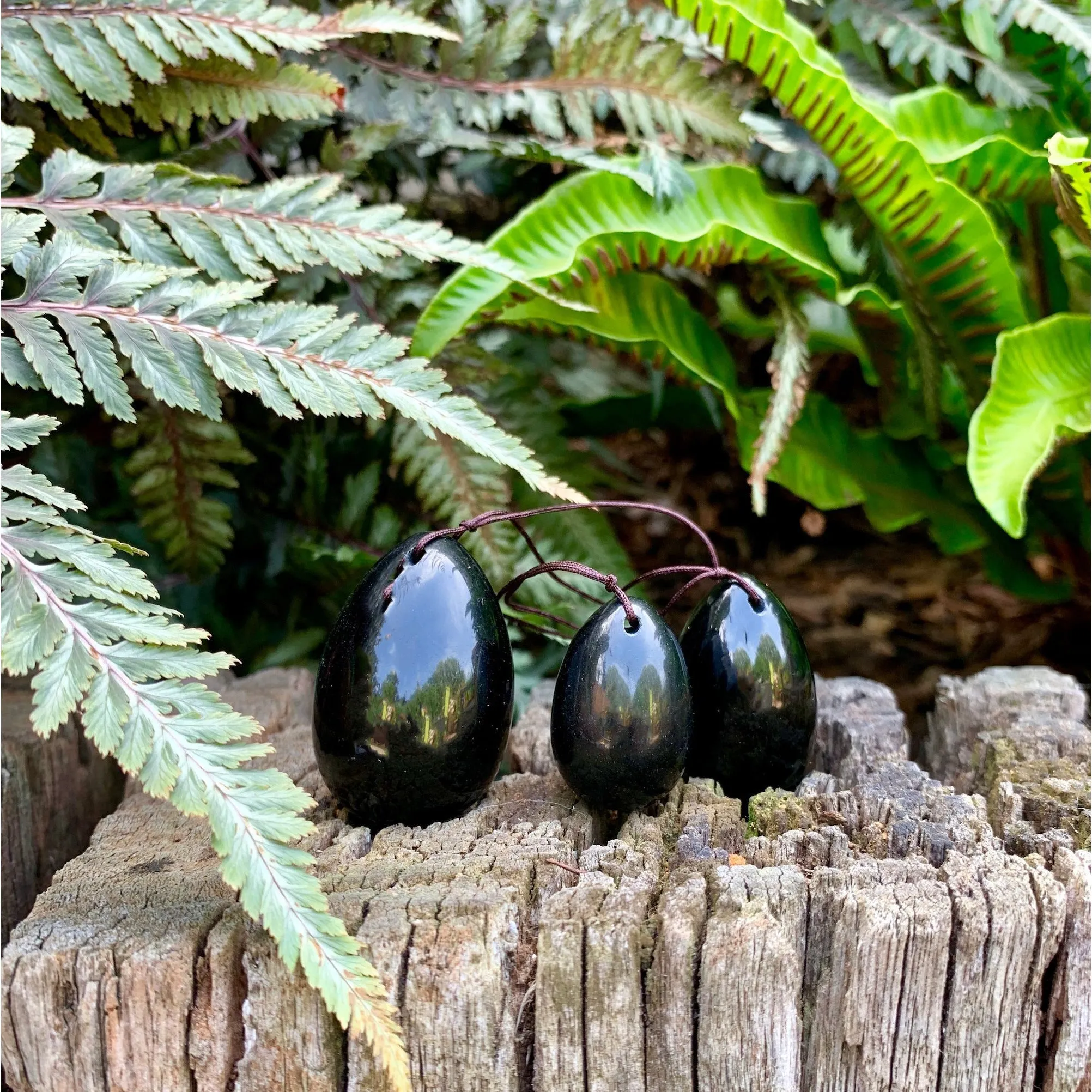 Black Obsidian Yoni eggs and Massage Point