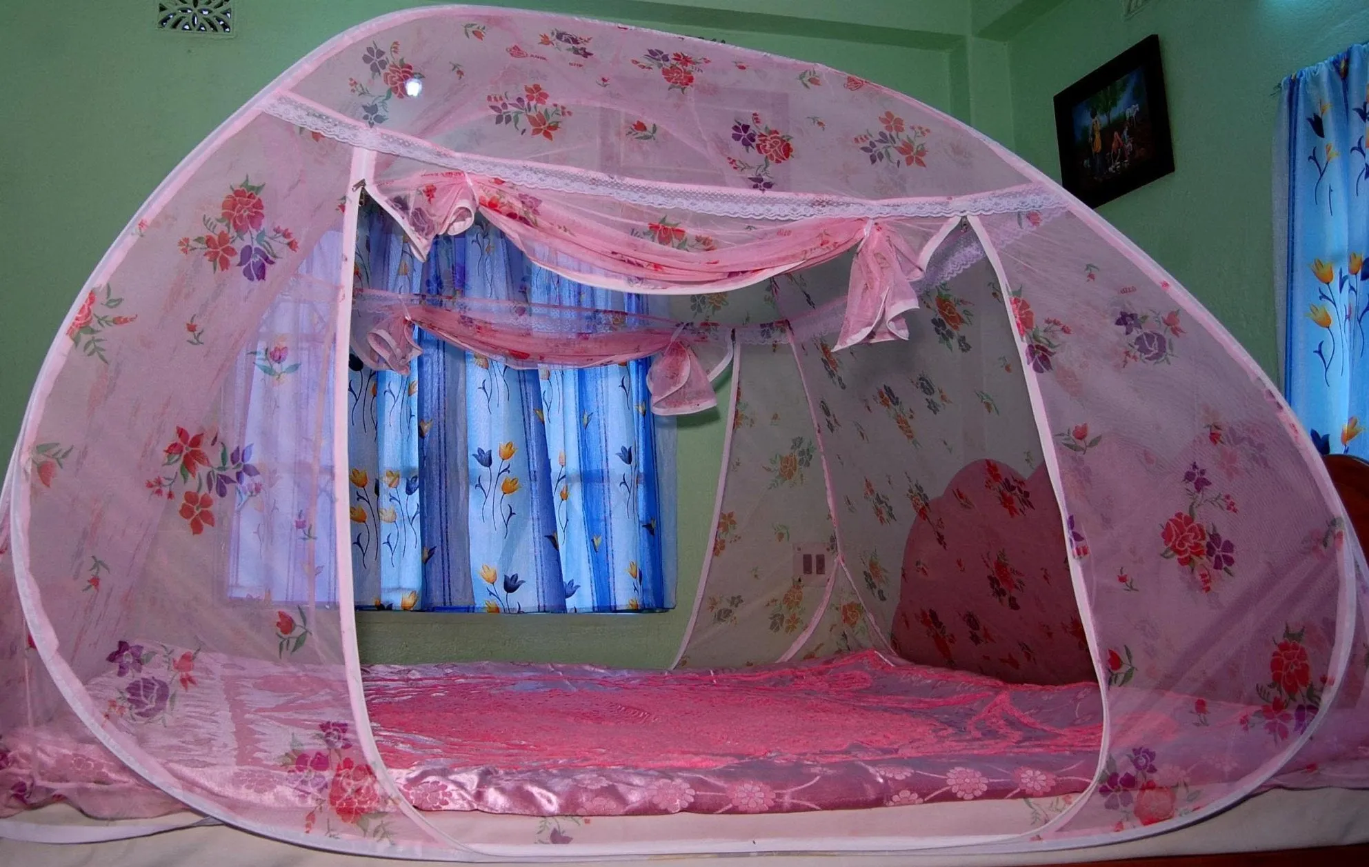 Healthy Sleeping Foldable Polyester Double Bed Mosquito Net (Light Pink)