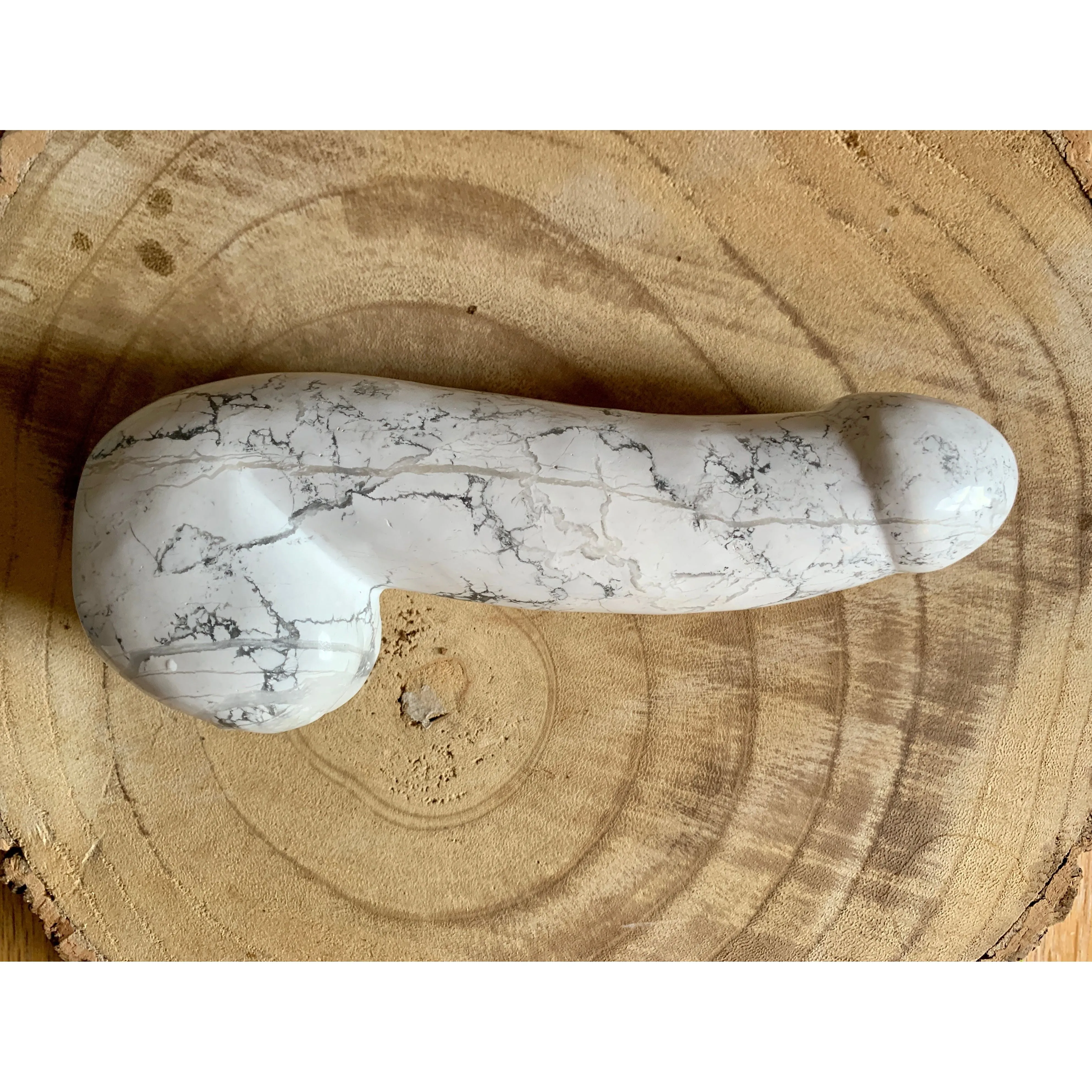 Howlite XLarge Dildo