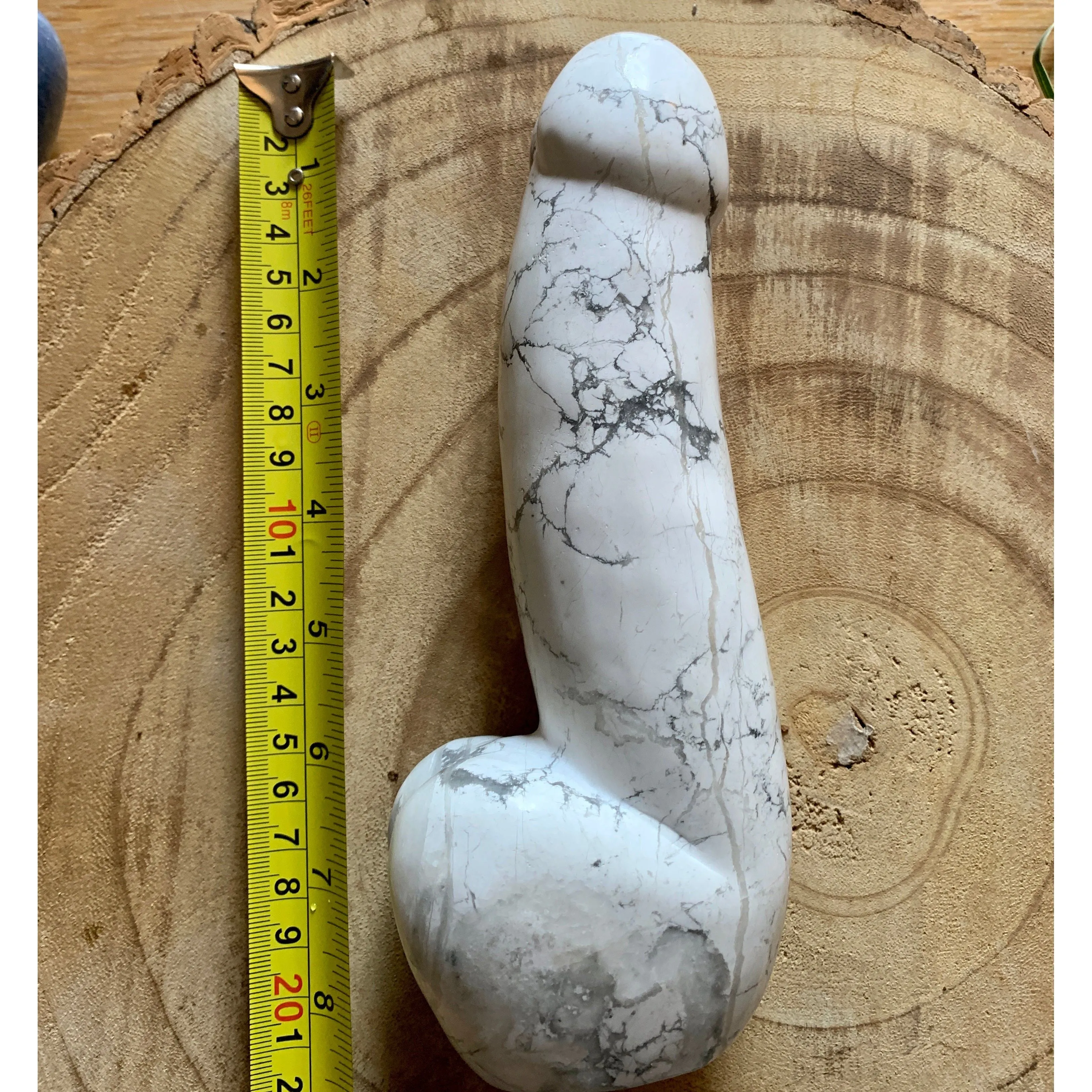 Howlite XLarge Dildo