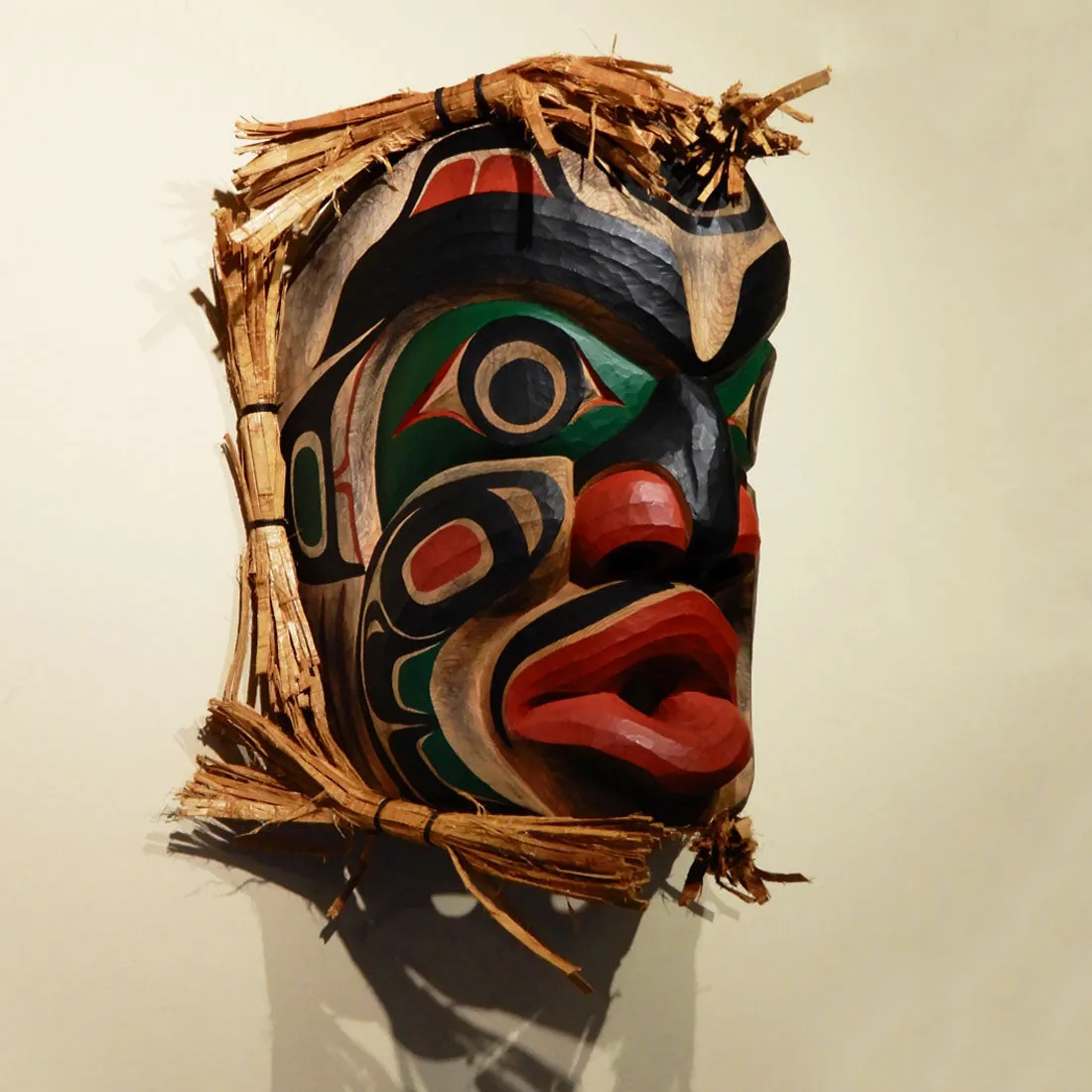 Nakwaxda'xw Speaker Mask