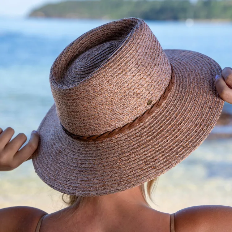 ooGee Dingo Creek Fedora - Pink