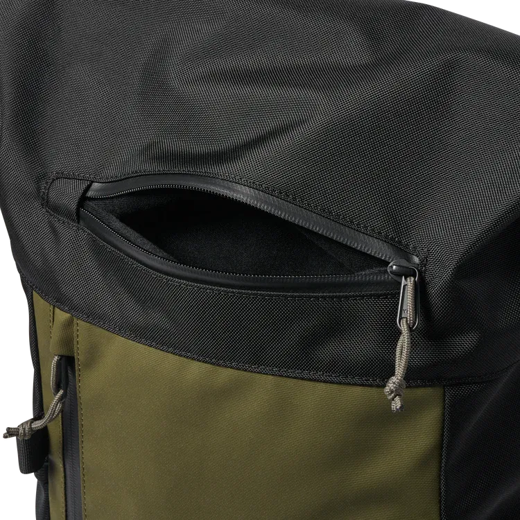 Roark Passenger 27L 2.0 Bag