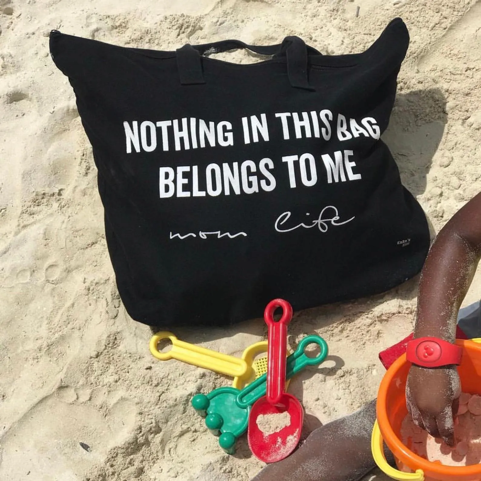 Tote Bag/Canvas - Nothing In This Bag Belongs To Me™ (Black)